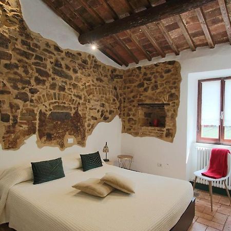 Casa Costa Delle Caserme มอนตาลชิโน ภายนอก รูปภาพ