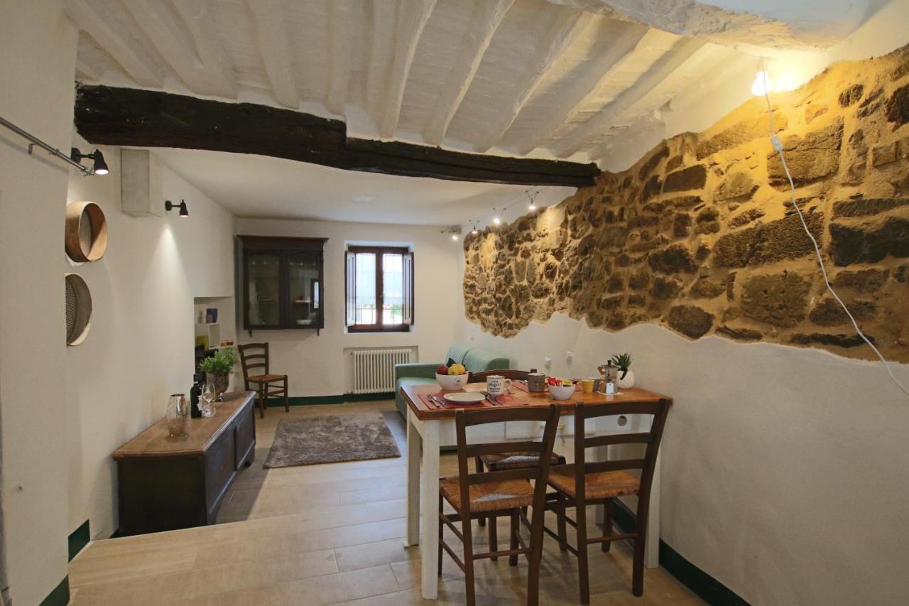 Casa Costa Delle Caserme มอนตาลชิโน ภายนอก รูปภาพ